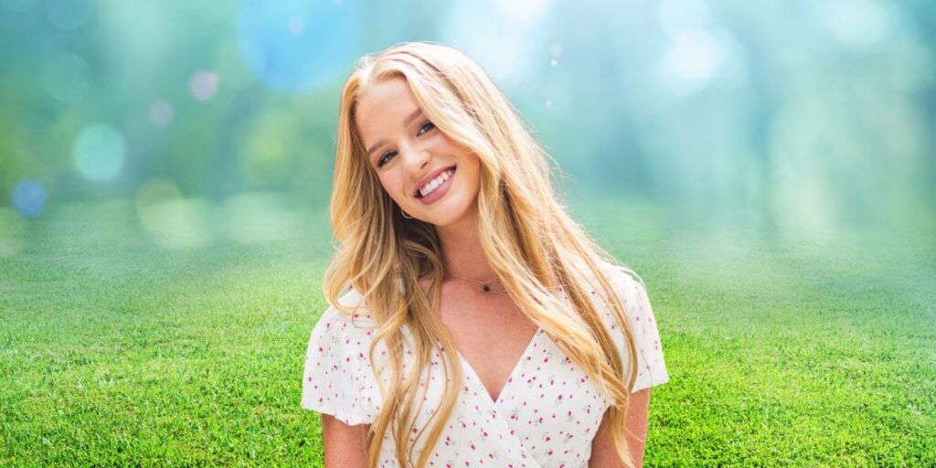 Julia Hatch's Net Worth