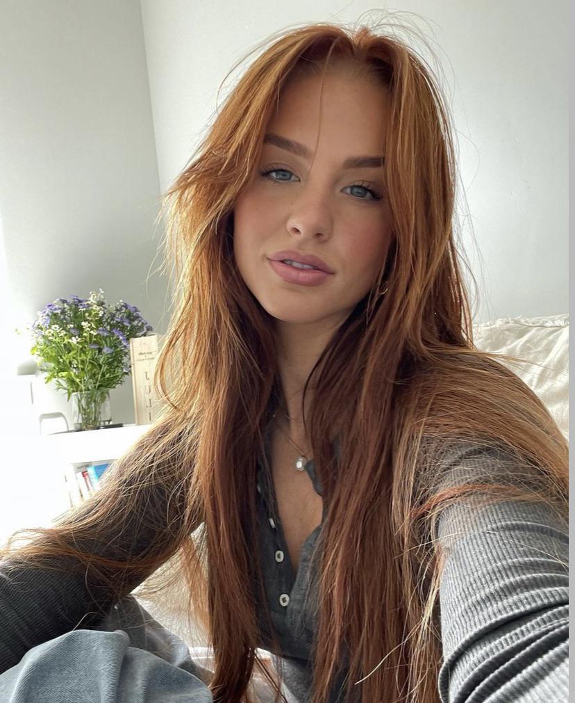 Julia Hatch Age