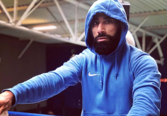 How Old is Hamza Lavezzi?