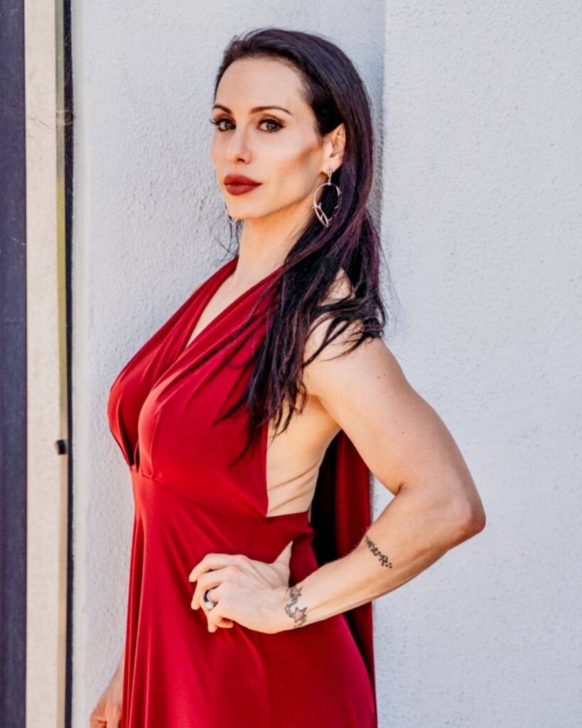 Dr. Gabrielle Lyon