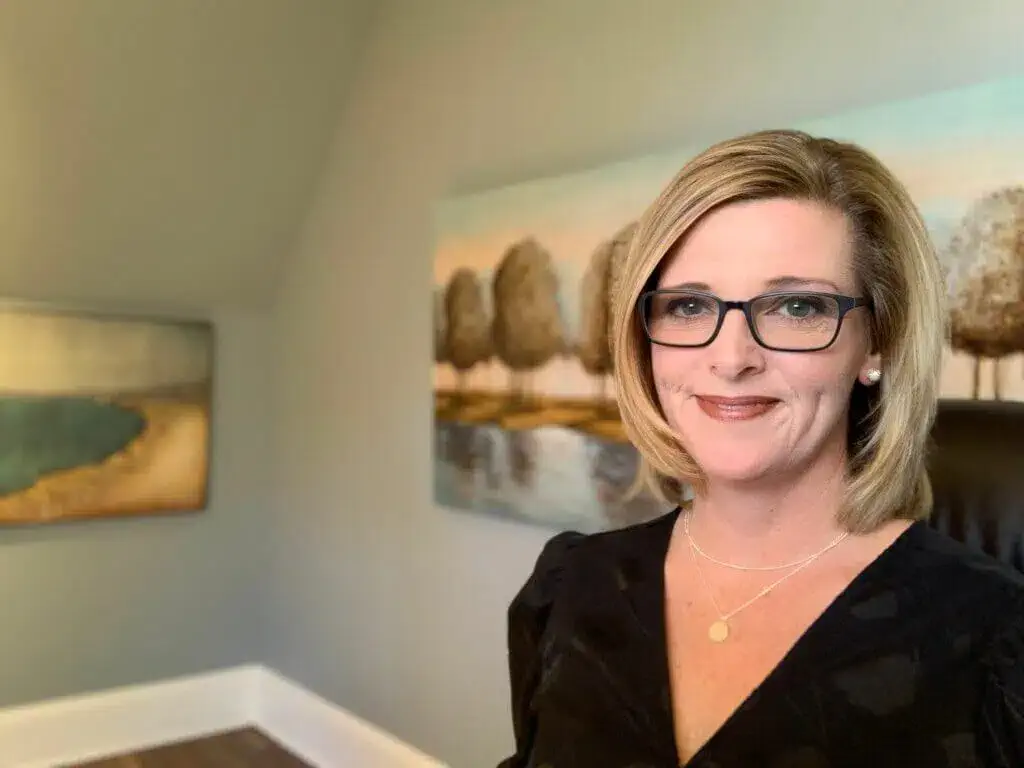 Dr. Trish Leigh Wiki Age Husband Net Worth Child Career Dr. Trish Leigh Age
