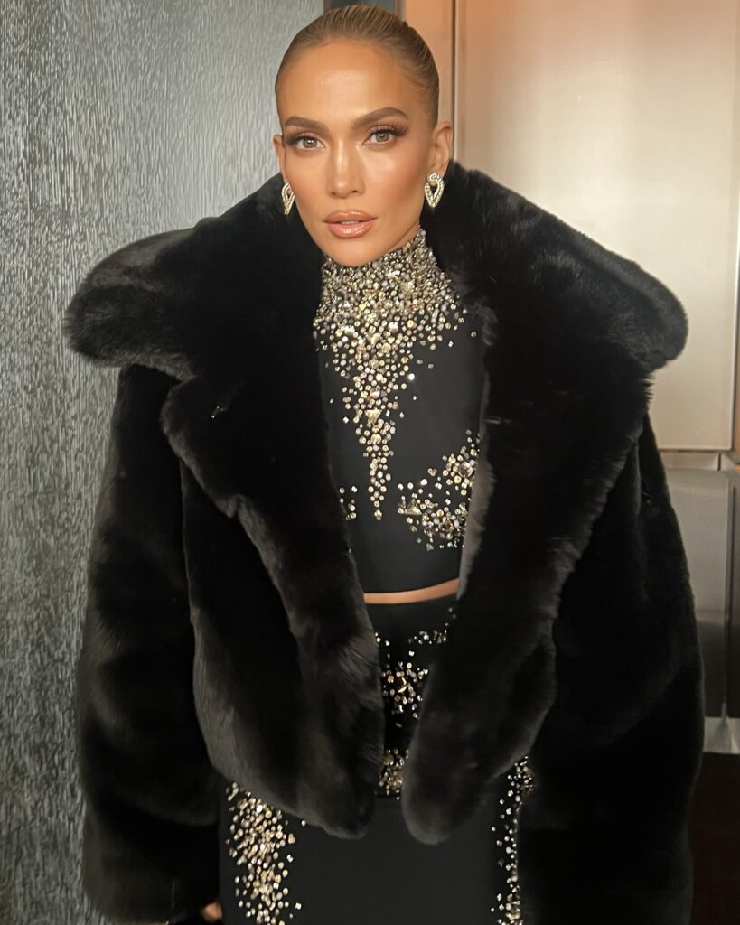 Jennifer Lopez Height and Weight