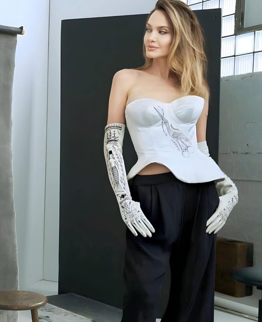 Angelina Jolie Net Worth