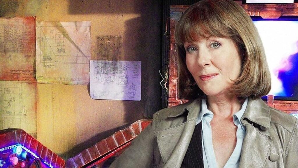 Elisabeth Sladen Career/Profession