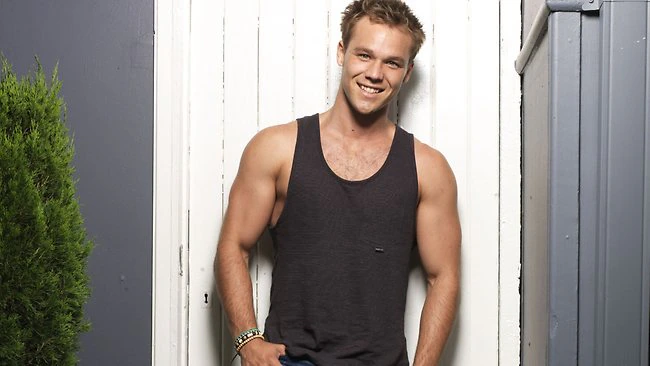 Eliza Taylor Boyfriend Lincoln Lewis (Ex)