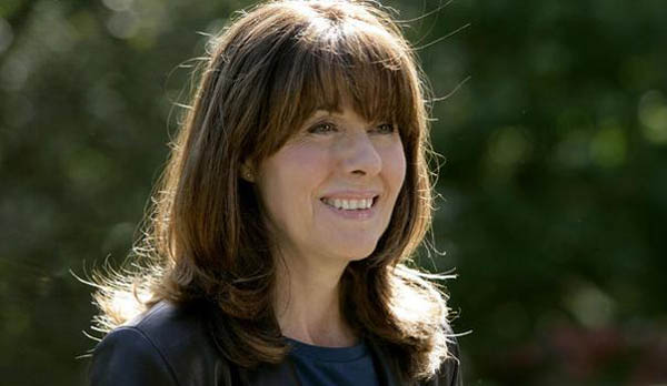 Elisabeth Sladen Status