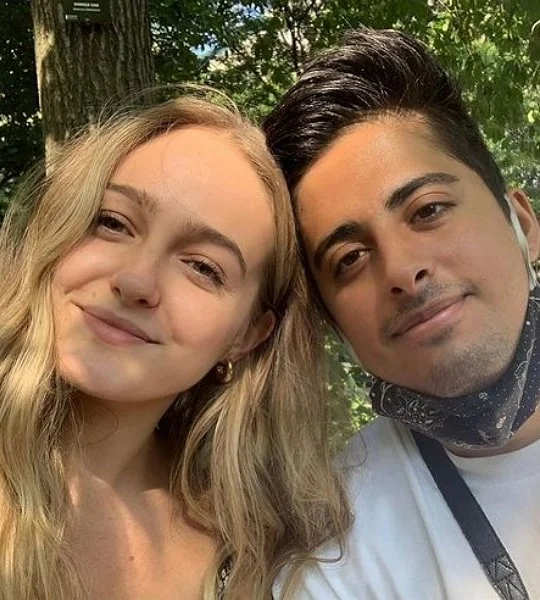 Sophie Reynolds Boyfriend Karan Brar (EX)