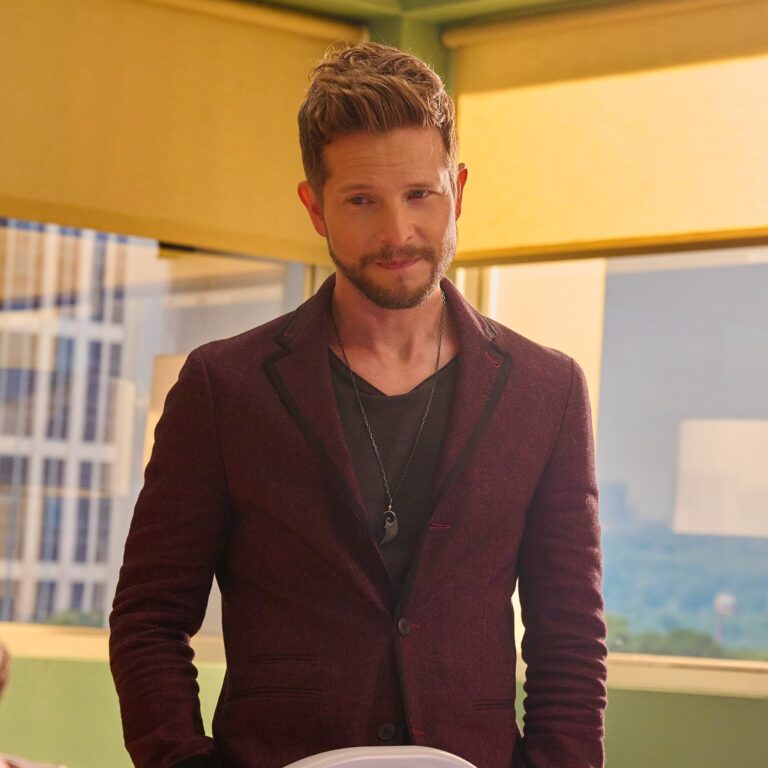 Matt Czuchry Biography, Height, Age, Family, Girlfriend, Net Worth and