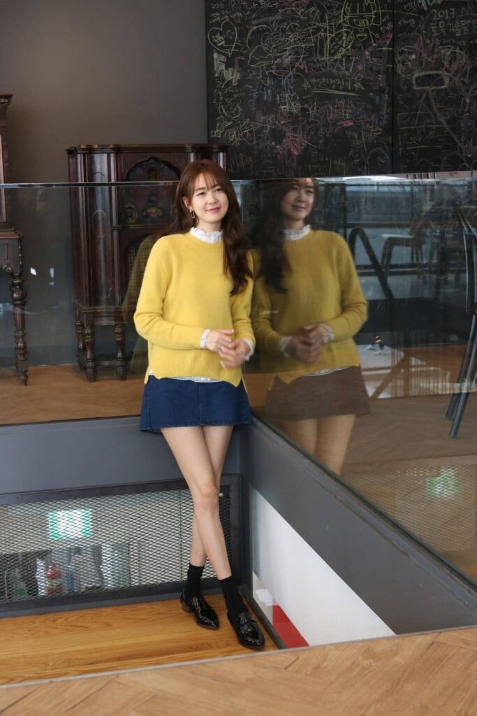 Lee Yo-Won Height and Weight ,Blood type