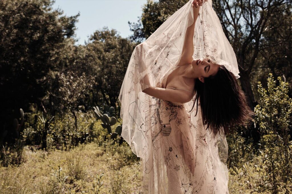 Margaret Qualley Biography, Height, Age, Family, Husband, Net Worth and Career Margaret Qualley Modeling