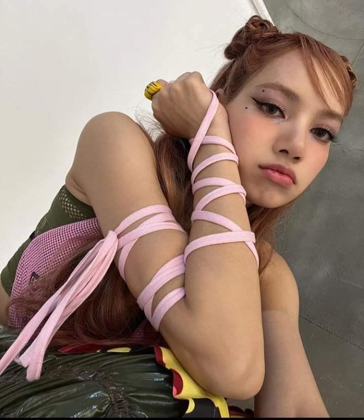 Lalisa Manobal Career