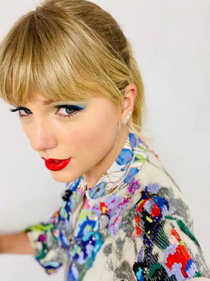 Taylor Swift Wiki, Height, Age, Family, Boyfriend, Net Worth and Career Celebrity Squad