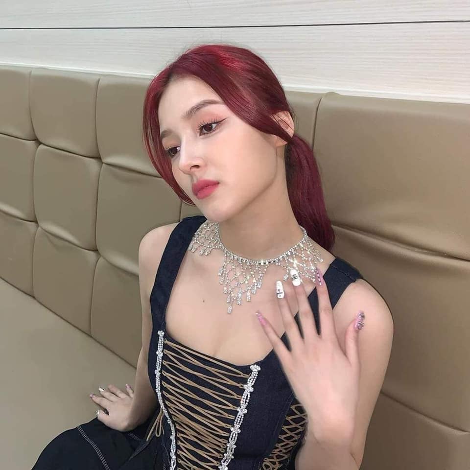 Nancy Momoland Personal Life