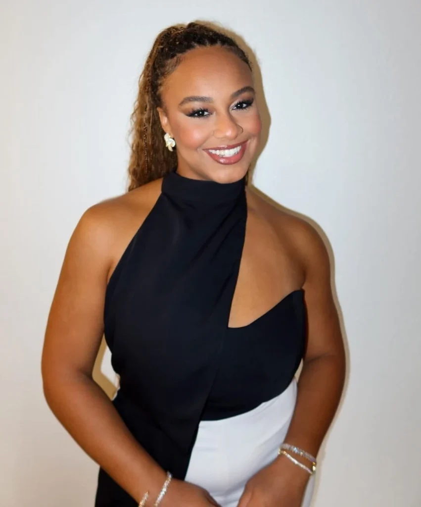 Nia Sioux Net Worth