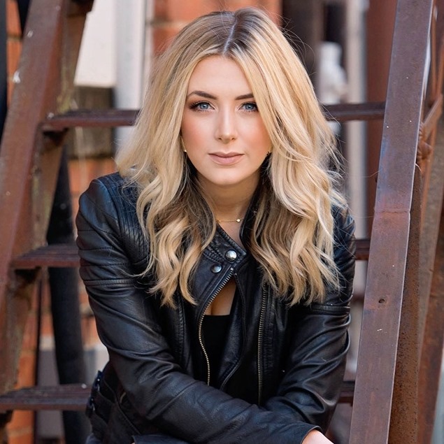 Grace Tyler Net Worth $1 Million