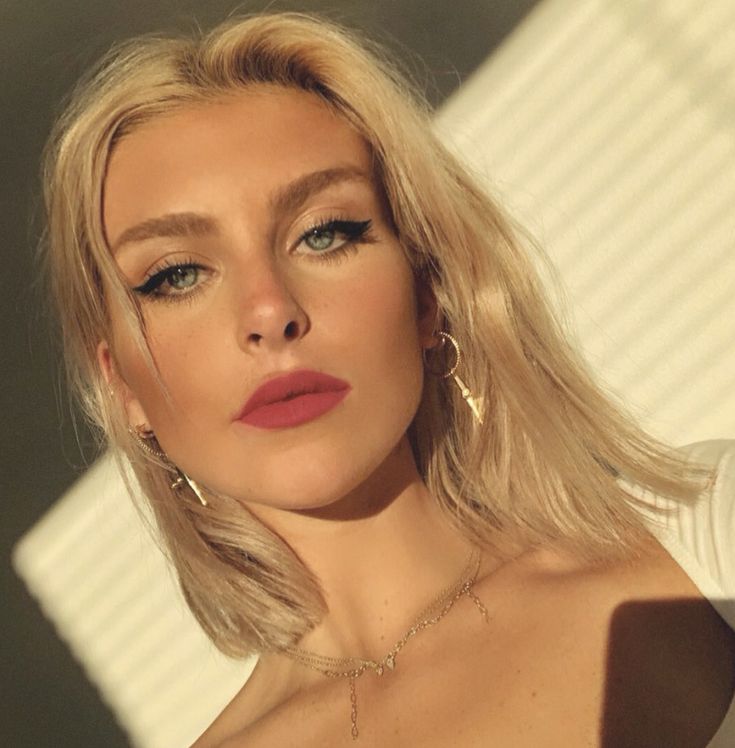 Paige Lorenze Net Worth