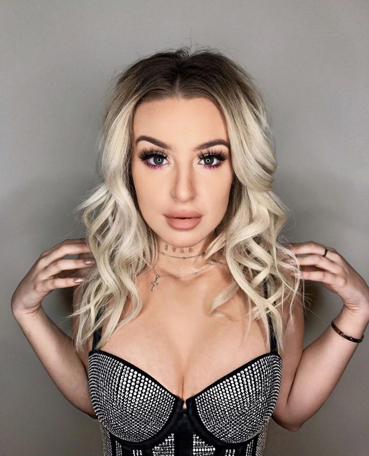 Tana Mongeau Wiki, Height, Age, Family, Husband, Net Worth and Career Tana Mongeau Career/Professional Journey