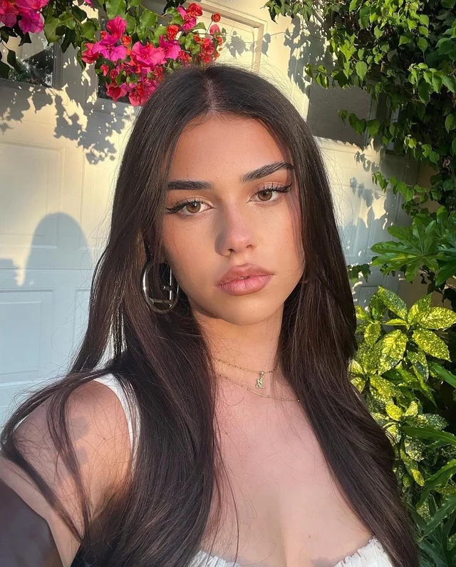 Leah Halton Net Worth $1.5 Million