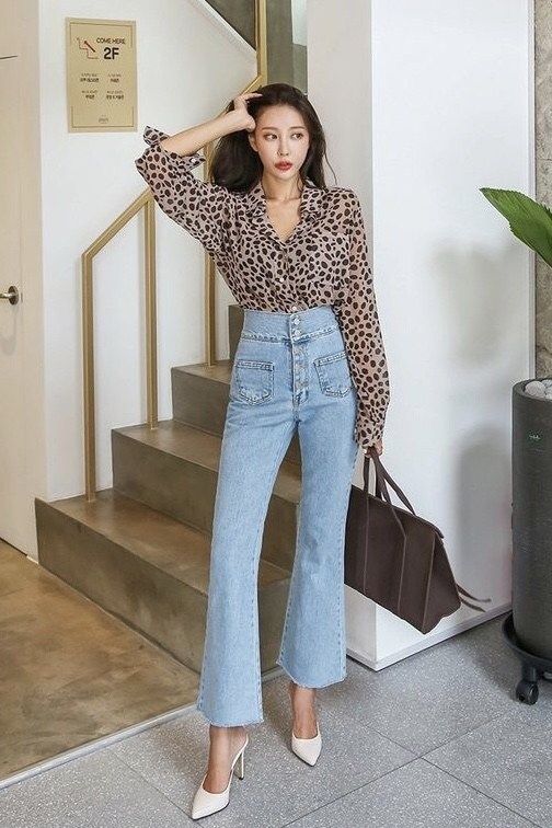 https://www.biographygen.com/wp-content/uploads/2025/09/Denim-Mini-Skirt-Thumbnail.webp