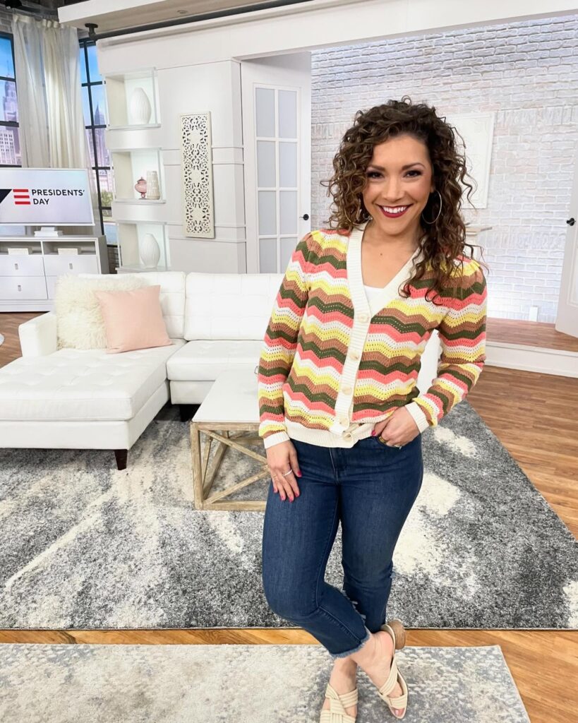 Ali Carr Wiki, Height, Age, Family, Husband, Net Worth and Career Ali Carr Miss America achievement came in 2012 when she earned the title of Mrs.