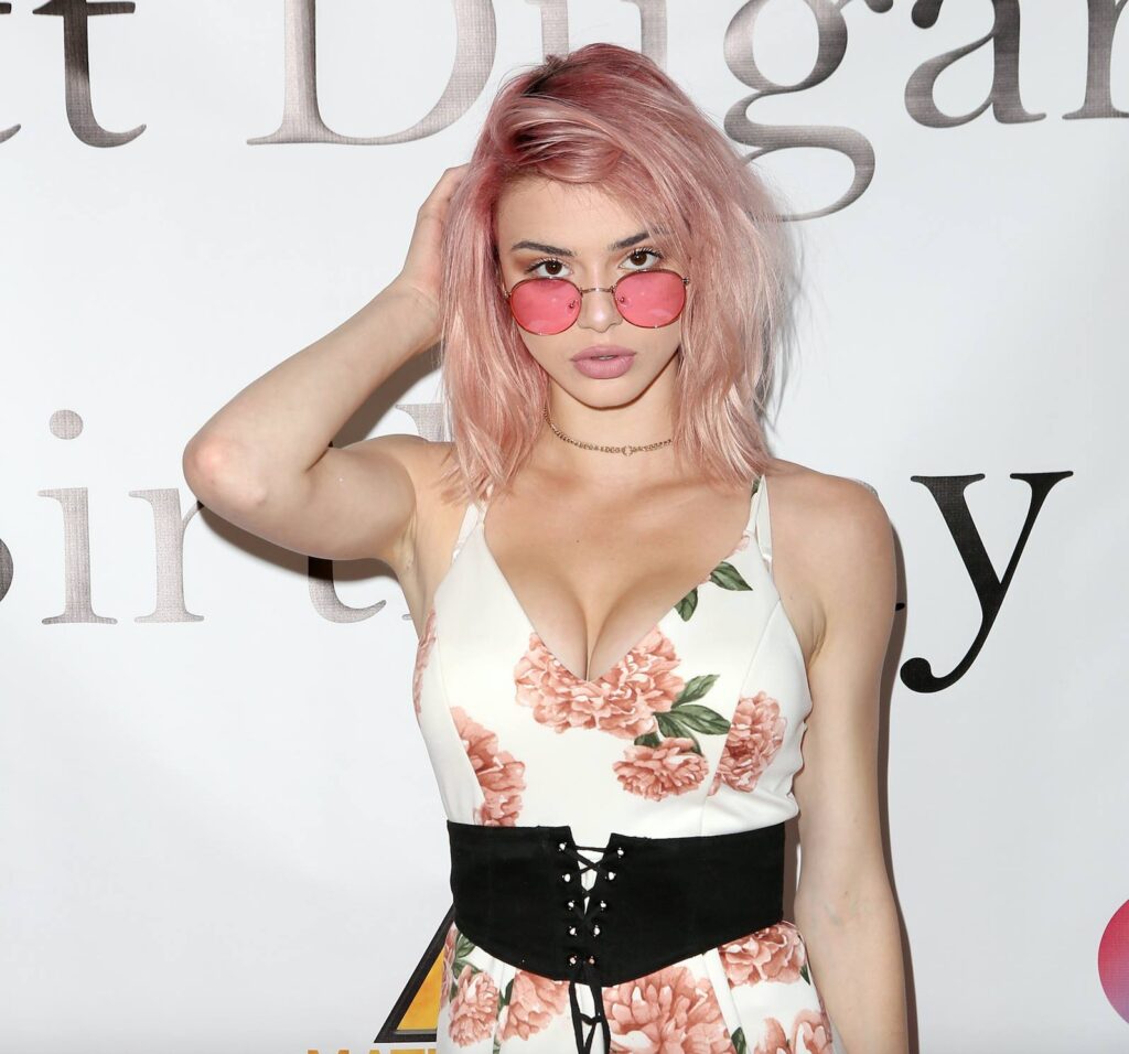 Kristen Hancher Height and Weight