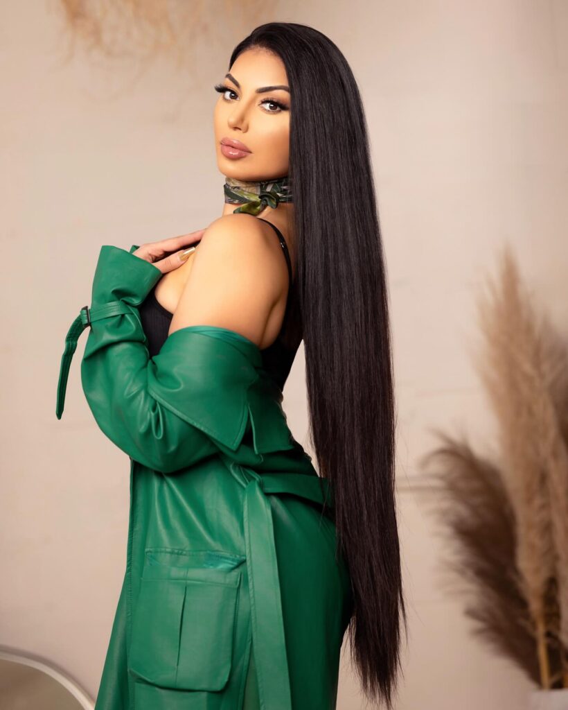 La Reina Shaw Instagram