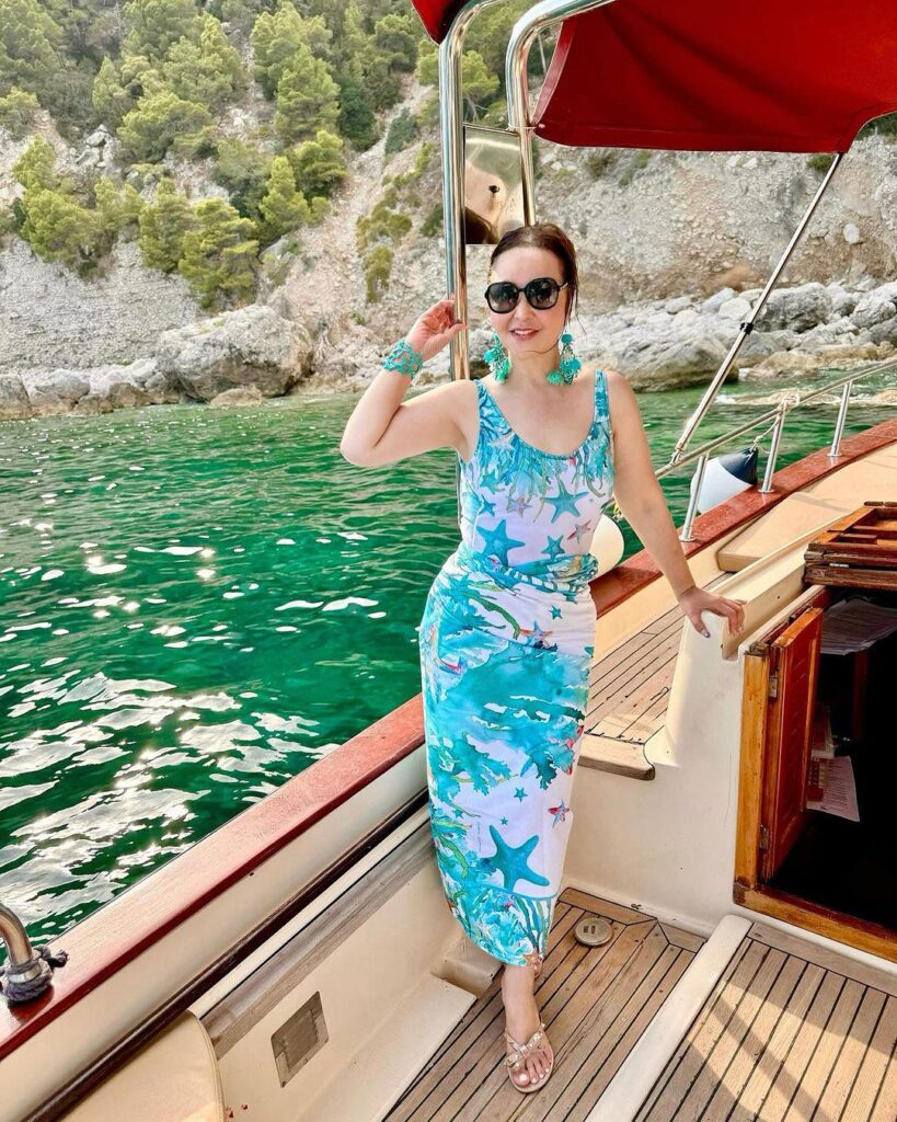 Small Laude Height and Weight