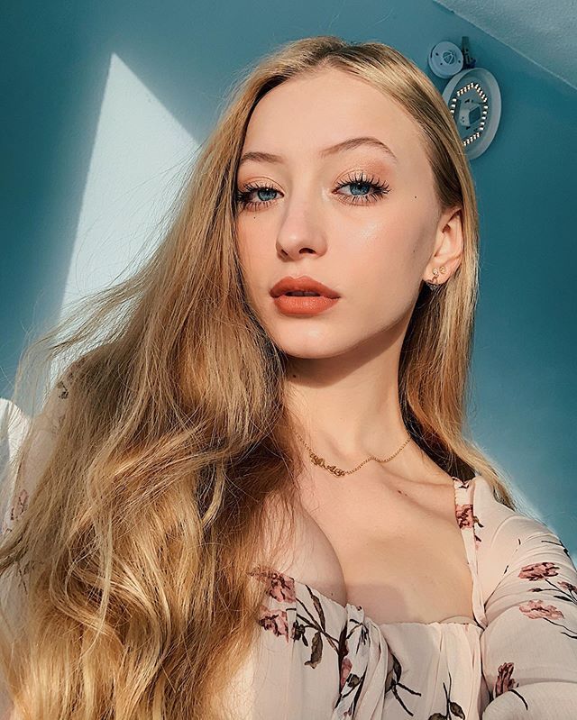 Sophia Diamond Wiki, Height, Age, Family, Husband, Net Worth and Career