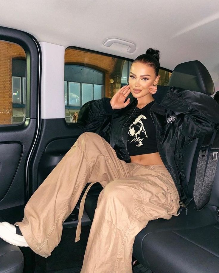 Madison Sarah Net Worth $300,000 USD