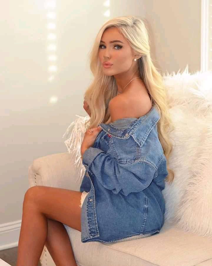 Katerina Rozmajzl Net Worth, Wiki, Height, Age, Family, Boyfriend and Career Katerina Rozmajzl is a well-known model and influencer.