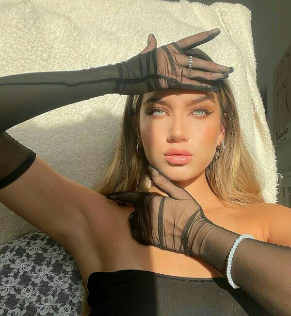 Mads Lewis Net Worth, Wiki, Height, Age, Family, Husband and Career Mads Lewis acting debut in 2017 and has since appeared in several films and web series.