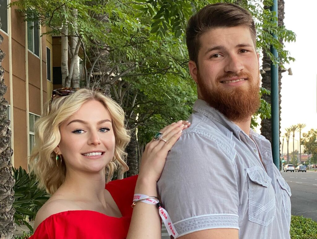 Kris Collins Net Worth, Wiki, Height, Age, Family, Husband and Career Kris Collins is not married and does not have a husband.