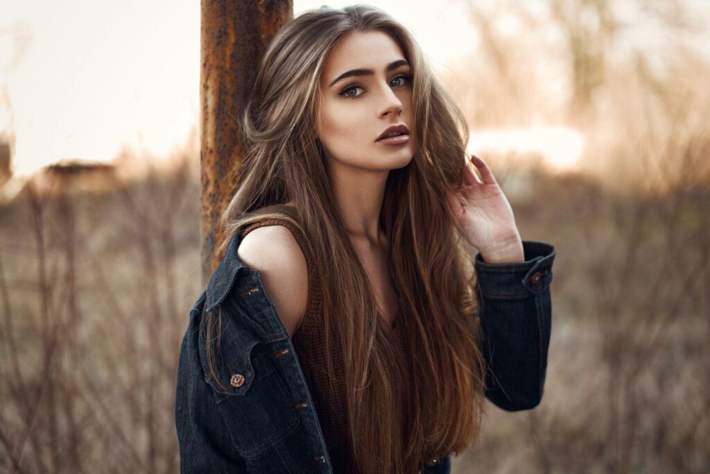 Anna Von Klinski Net Worth, Wiki, Height, Age, Family, Husband and Career Anna Von Klinski stands at a height of approximately 5 feet 6 inches (167 cm).