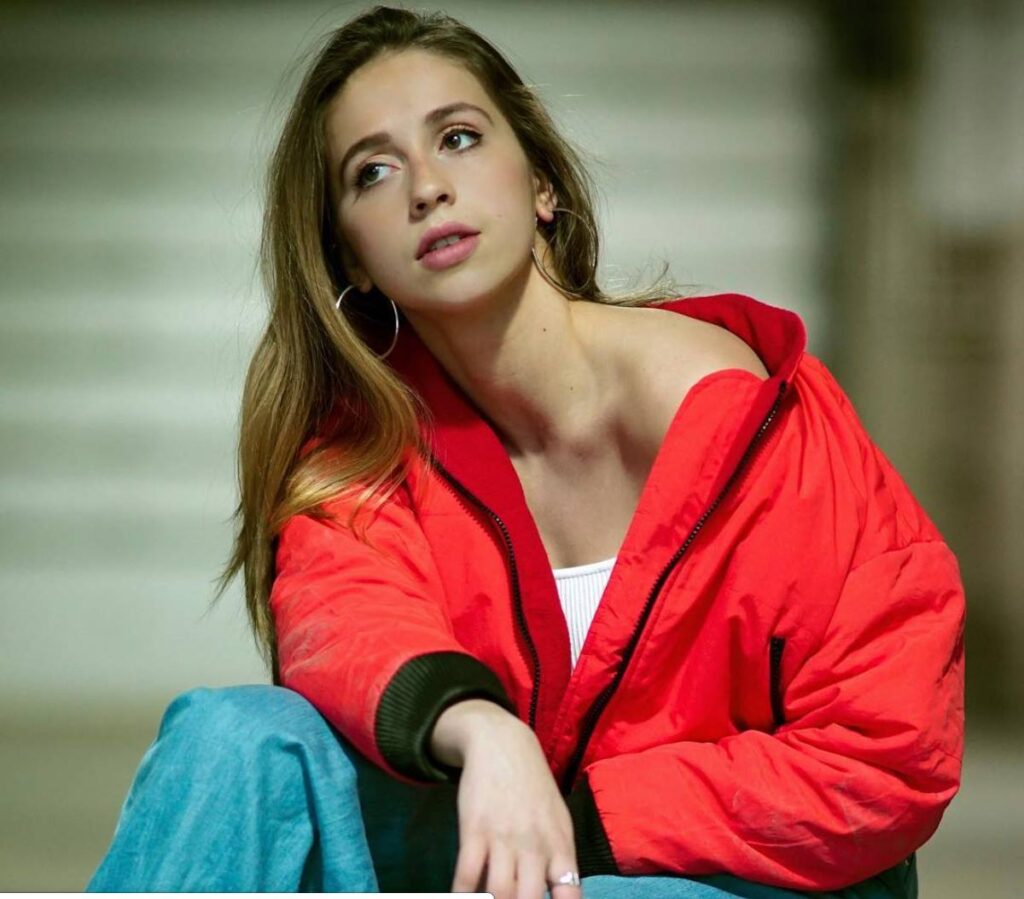 Tate McRae Personal Life