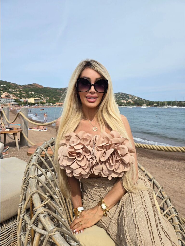 Kristhin Gomez Net Worth, Wiki, Height, Age, Family, Boyfriend and Career Kristhin Gomez "Spanish Barbie" Persona