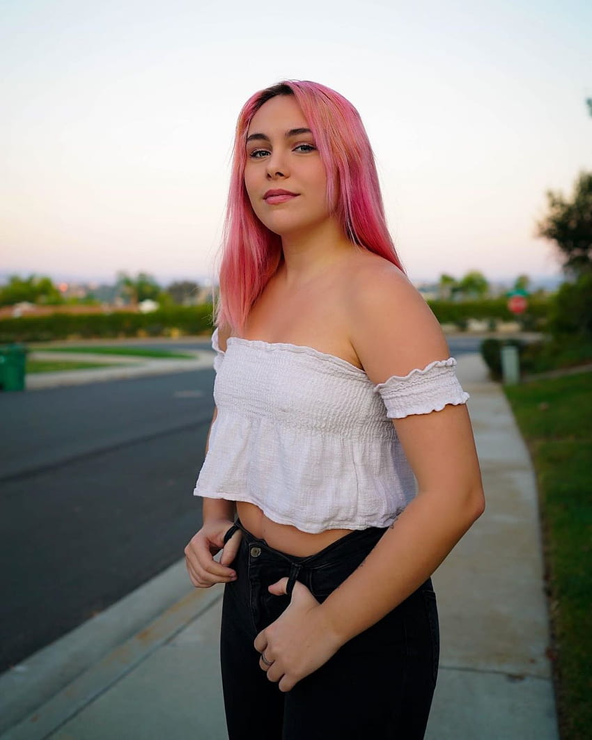 Kouvr Annon Net Worth