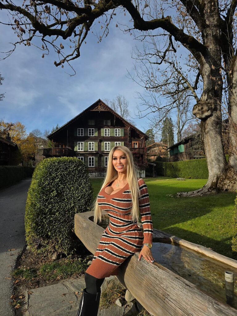 Kristhin Gomez Net Worth, Wiki, Height, Age, Family, Boyfriend and Career Kristhin Gomez stands at a height of 5 feet 8 inches (approximately 173 cm).