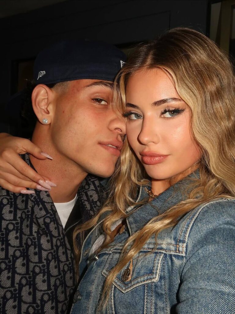 Tatiana Kaer has been linked to FC Barcelona football player Héctor Fort.