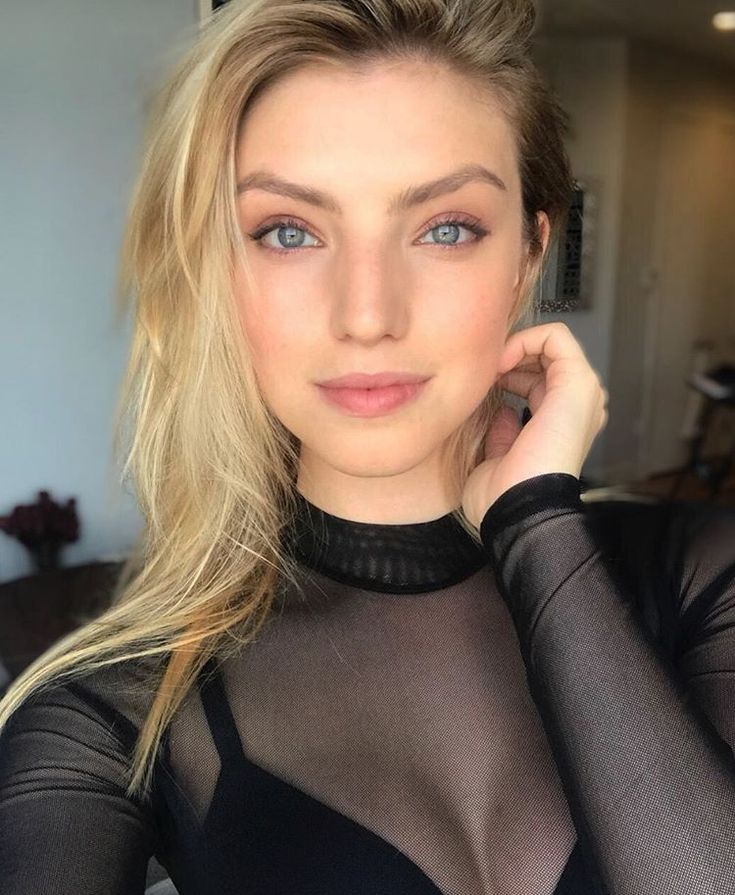 Niamh Adkins Net Worth $5 Million