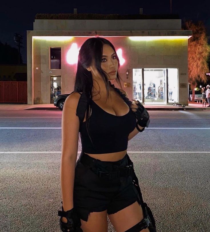 Esther Ng Net Worth, Wiki, Height, Age, Family, Husband and Career Esther Ng Model