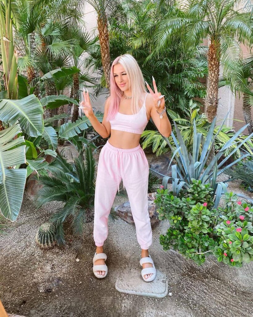 Madi Monroe Age, Wiki, Height, Family, Husband, Net Worth and Career Madi Monroe rise to fame is a story of modern stardom.