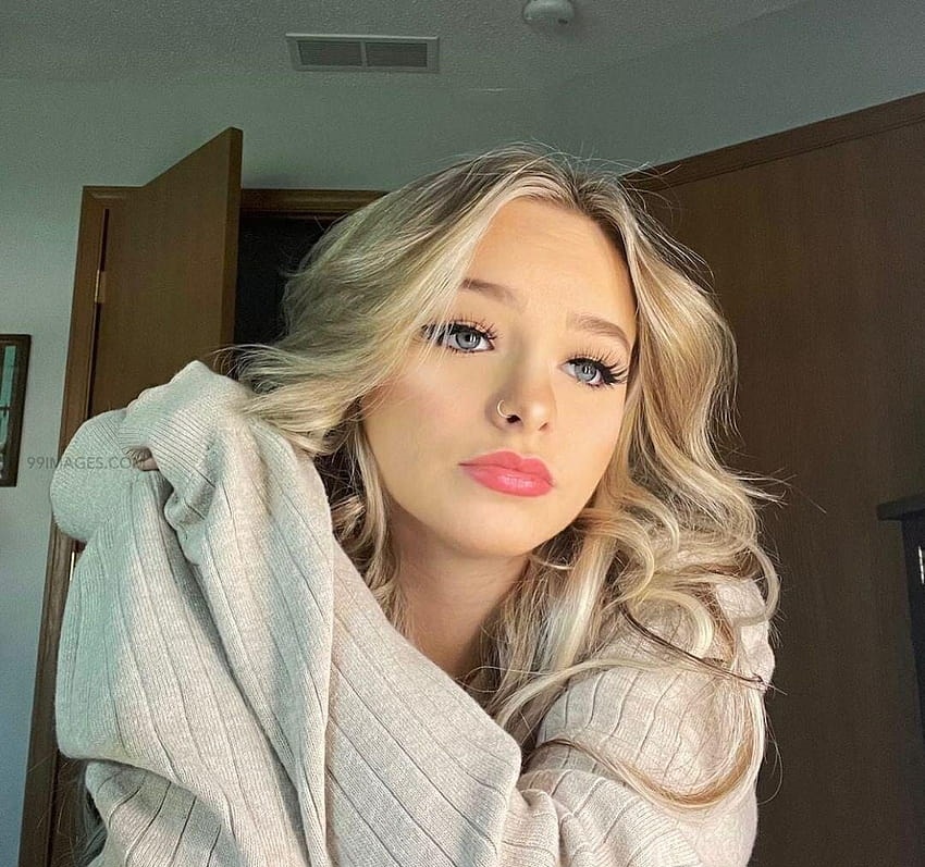 Zoe Laverne Net Worth