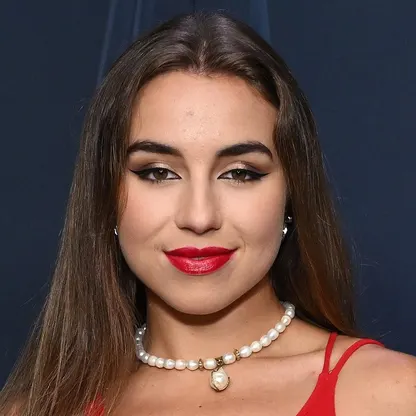 The Most Stunning Brunette TikTok Hot Girls of 2025 https://www.biographygen.com/wp-content/uploads/2025/11/njrrvn.jpg