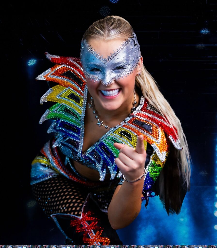 JoJo Siwa Net Worth, Wiki, Height, Age, Family, Boyfriend and Career JoJo Siwa started her dance career before she turned five years old.