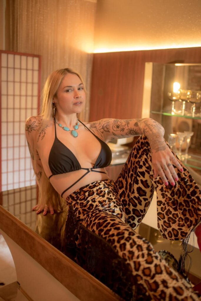 Sarah Vandella Net Worth, Wiki, Height, Age, Family, Boyfriend and Career Sarah Vandella began acting in adult movies in 2007, when she was 21 years old.