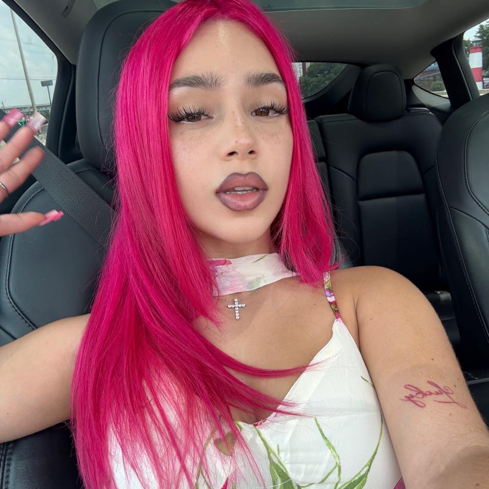 Paeka Campos Net Worth, Wiki, Height, Age, Family, Boyfriend and Career Paeka Campos started sharing videos of herself lip-syncing, dancing, doing comedy, and vlogs on TikTok.