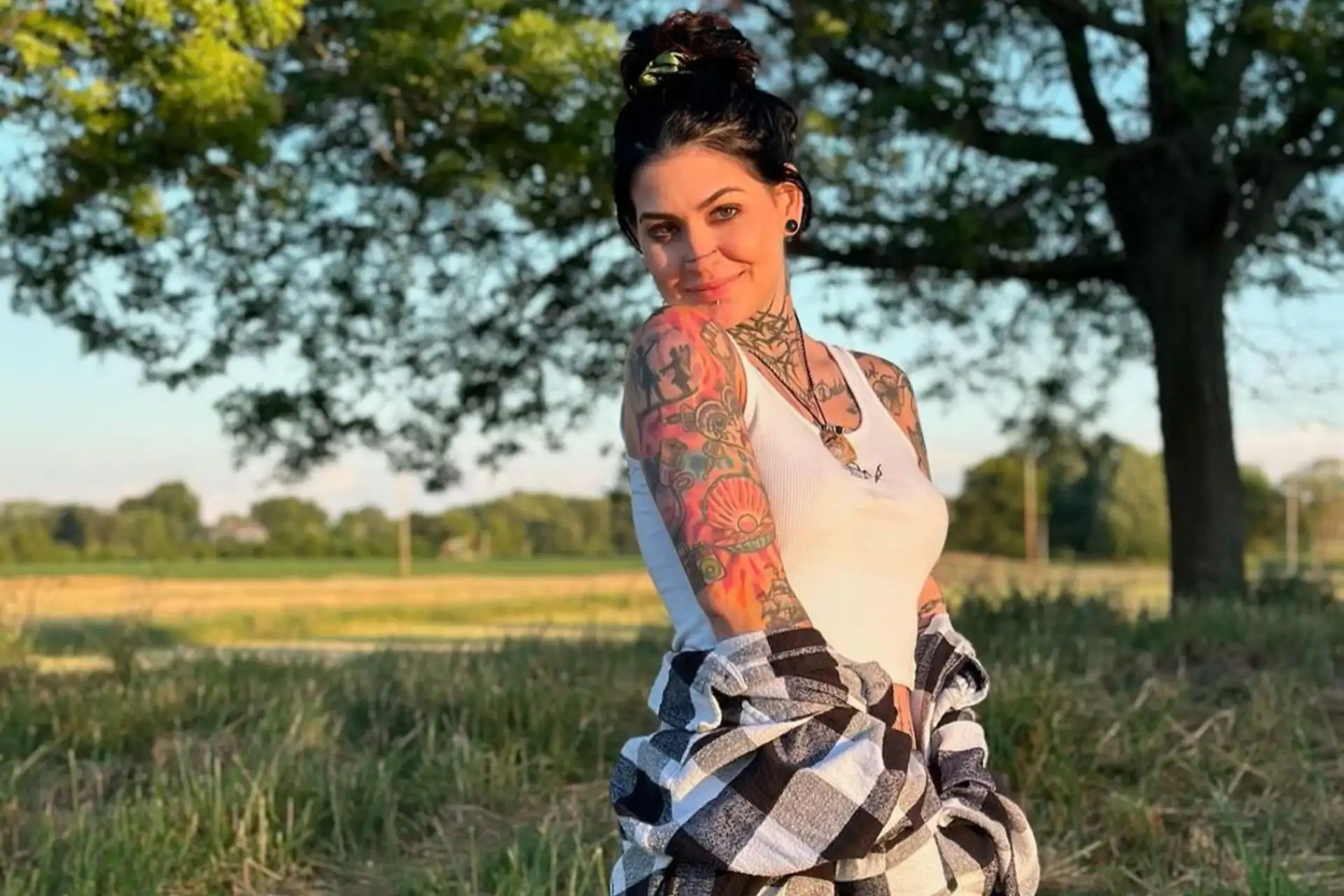 HawkHatesYou Net Worth, Wiki, Height, Age, Family, Boyfriend and Career HawkHatesYou