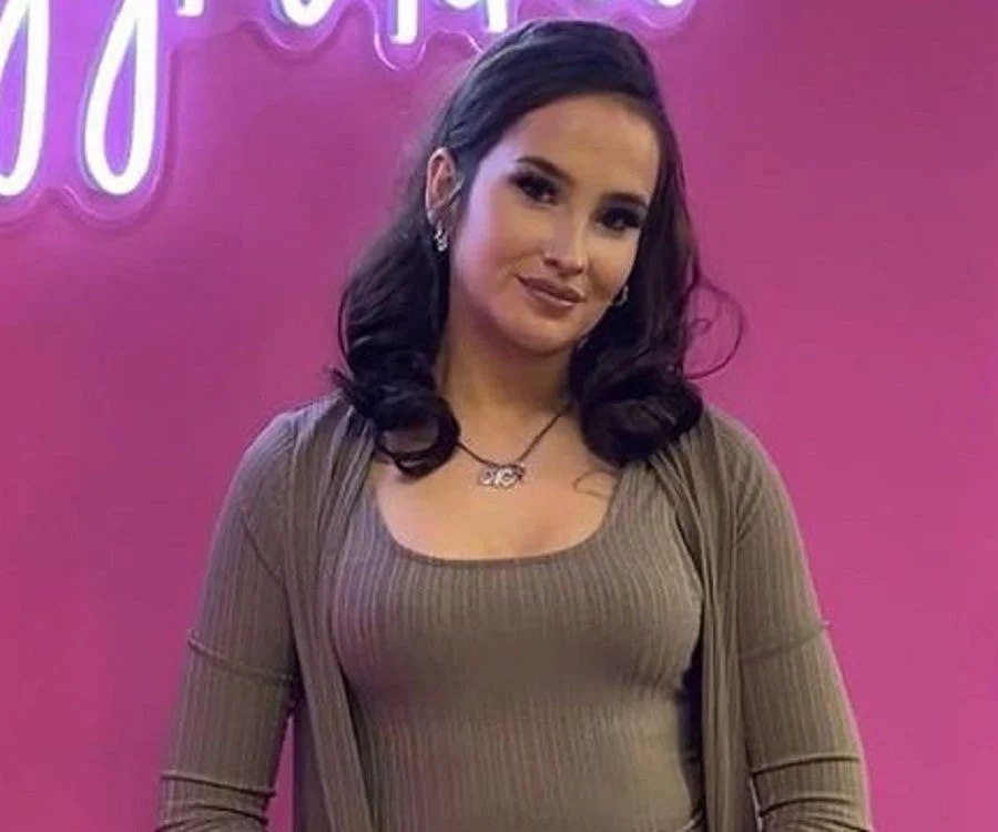 Meggi Lashes Net Worth, Wiki, Height, Age, Family, Boyfriend and Career Meggi Lashes is a well-known person on TikTok, a user of Instagram.