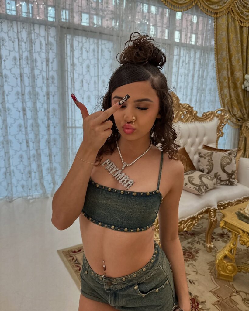 Prymrr Net Worth, Wiki, Height, Age, Family, Boyfriend and Career Prymrr her measurements are about 28-24-34 inches. She is about 5 feet 2 inches tall and weighs around 45 kg.