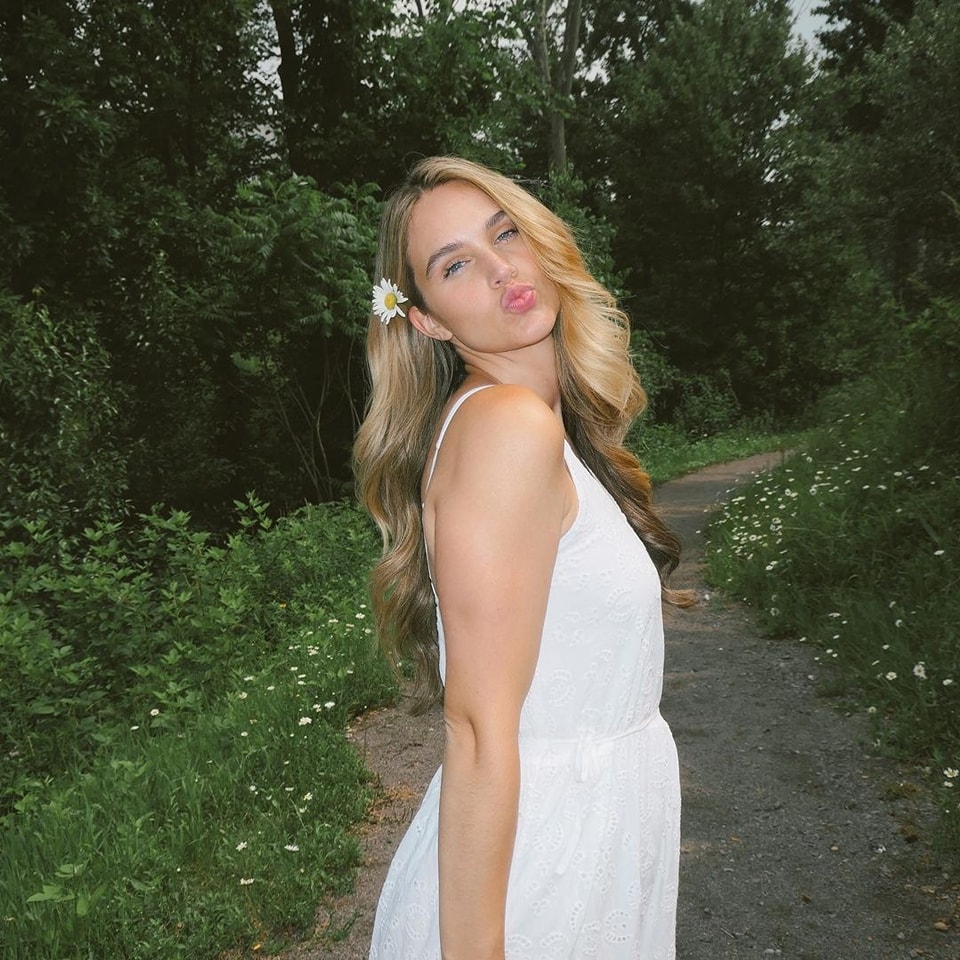 Abbie Herbert Net Worth, Wiki, Height, Age, Family, Husband and Career Abbie Herbert began working as a model.